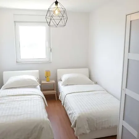 Apartman Vice * Biograd Na Moru